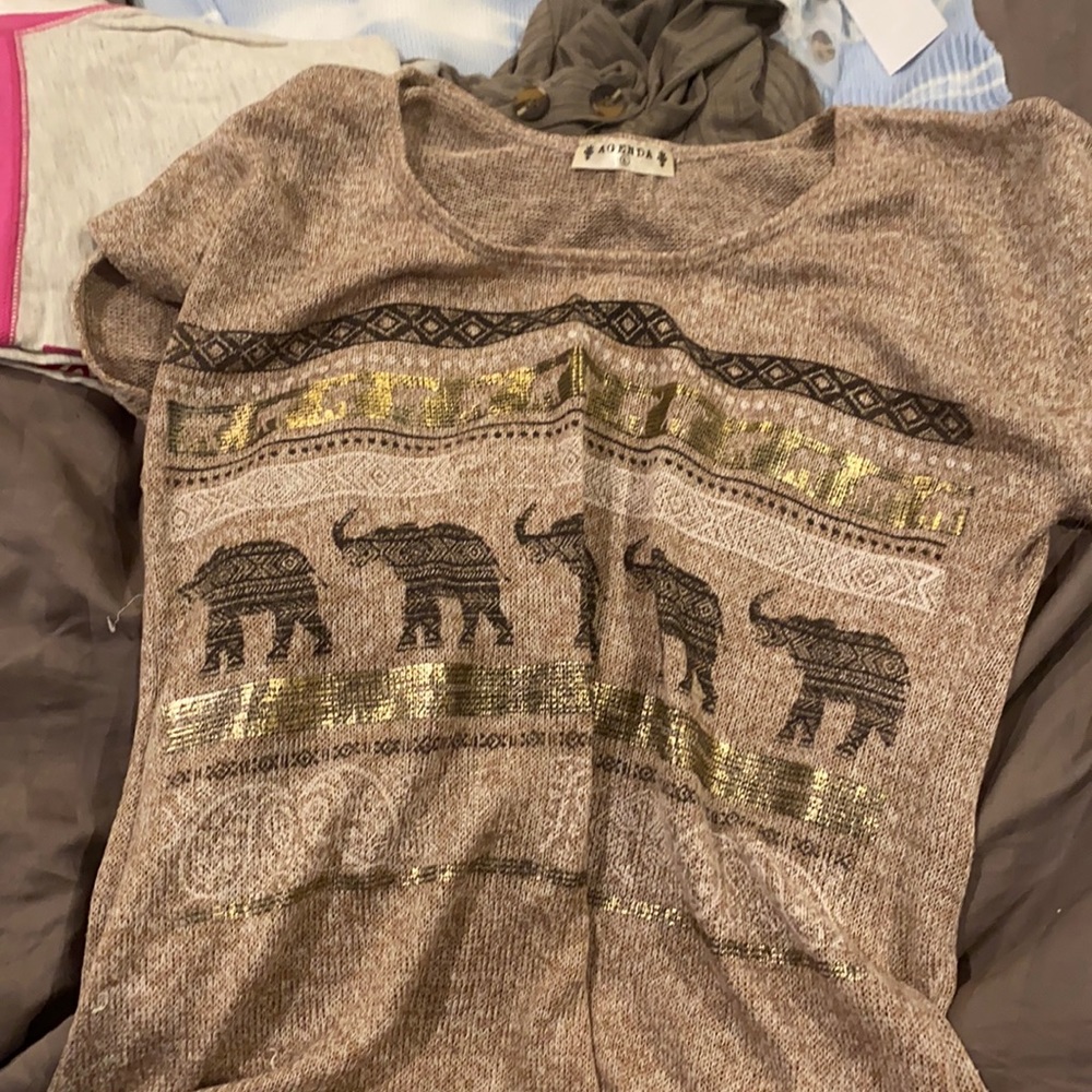 long elephant tee